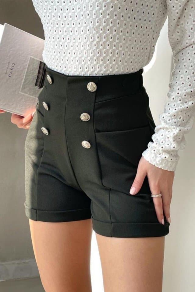 Düğme Detaylı Cepli Mini Şort Haki