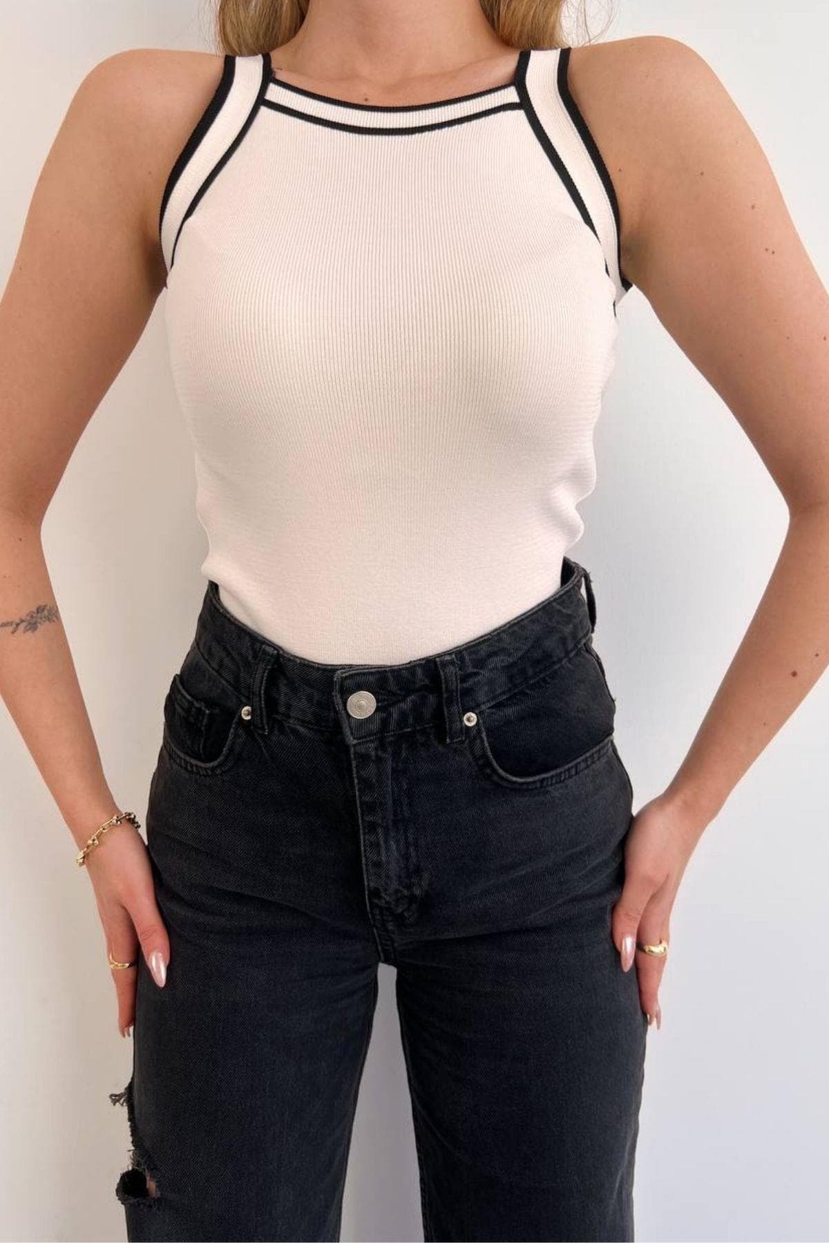 Çift Renk Halter Yaka Triko Bluz Beyaz