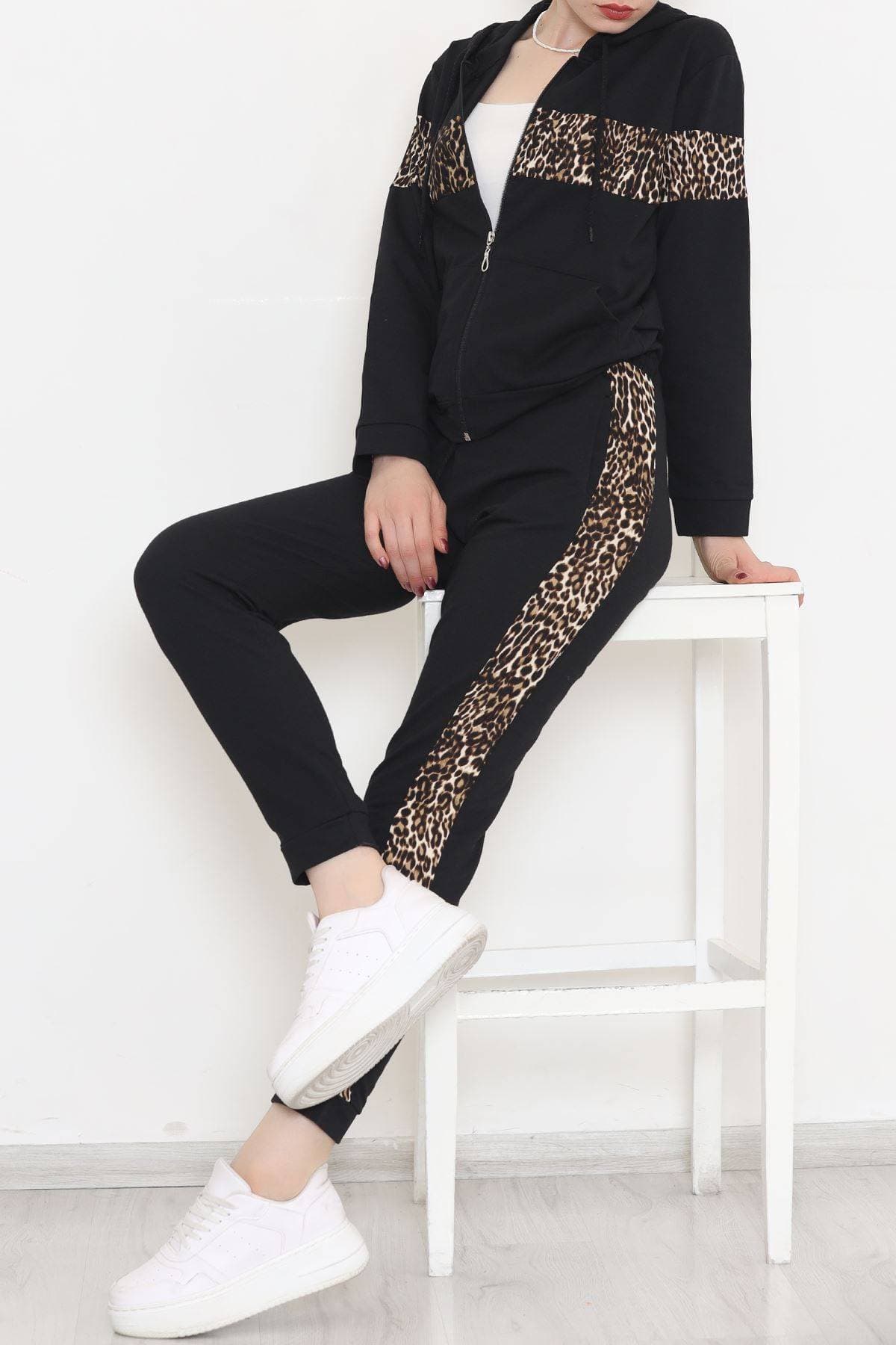 Leopar Şeritli Eşofman Takımı Siyah