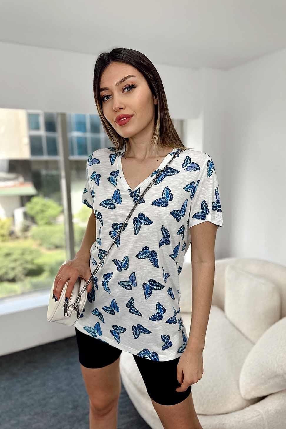 Kadın V Yaka Kelebek Baskılı Süprem Kumaş T-shirt