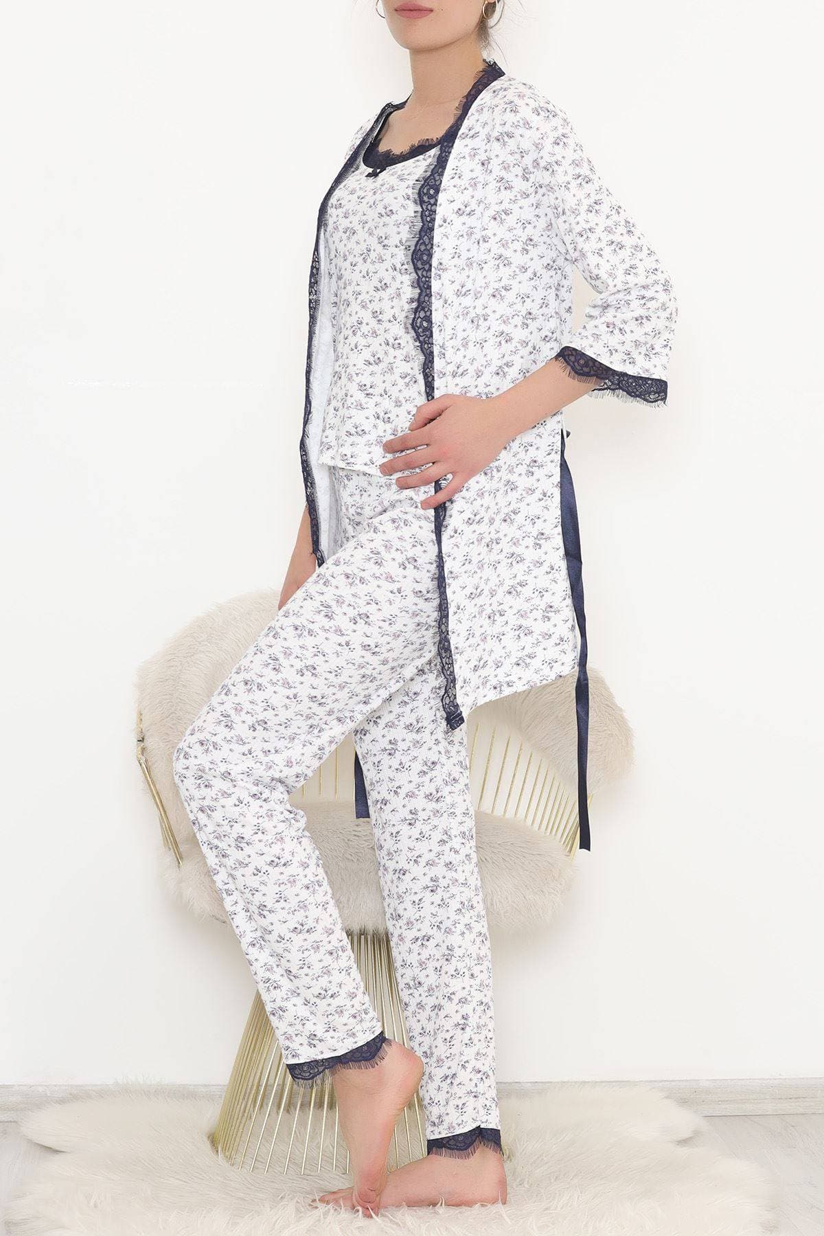 Desenli Lü Pijama Takımı Beyazlaci