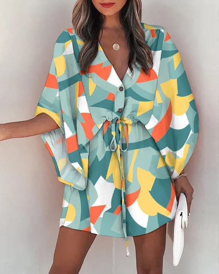 Kadın Oversize Dijital Baskılı Bel Büzgü Detay şort Tulum