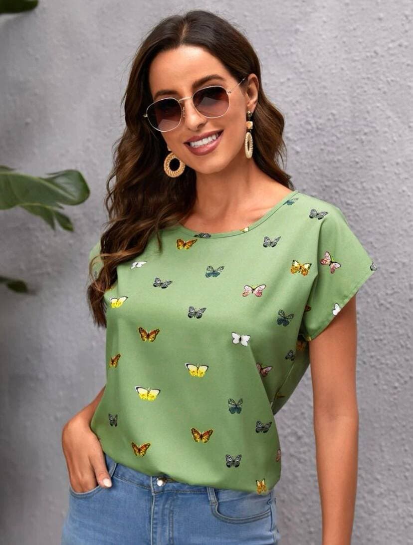 Kadın Kelebek Desenli Moskrep Kumaş T-Shirt
