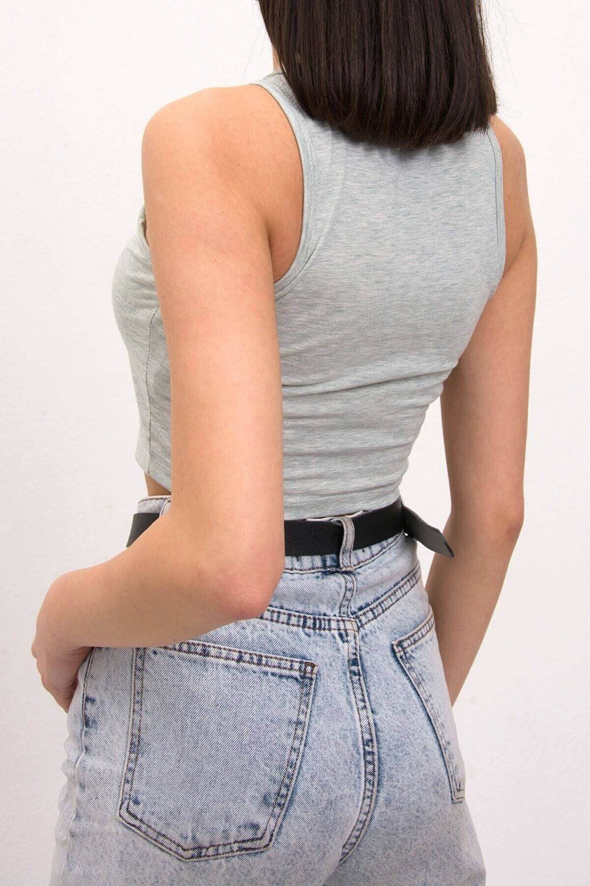 New Basıc Yazılı Crop