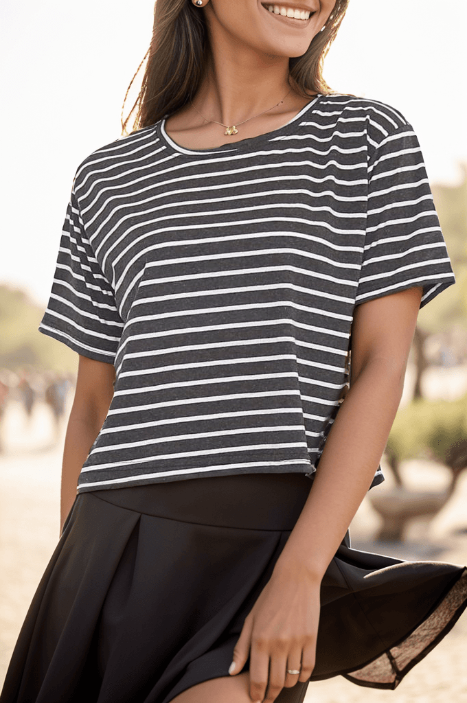 Çizgili Crop Tişört Fümebeyaz